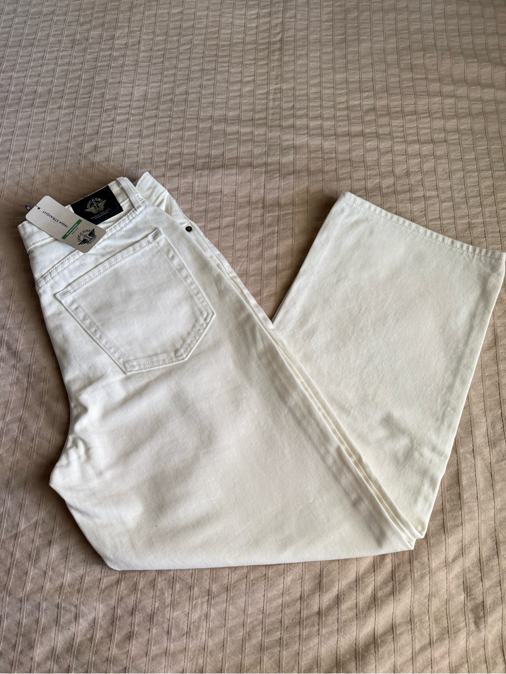 Dockers Women’s White Straight-Leg Jeans - High Waisted - Durable denim